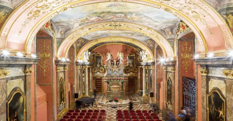 prague-entry-ticket-classical-concert-at-the-mirror-chapel