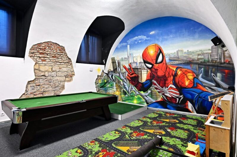 prague-mazemania-miniature-golf-experience