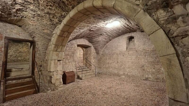 prague-medieval-underground-guided-tour