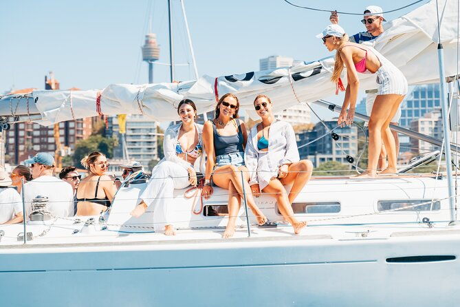 Private 4-Hour Luxury Yacht Charter on Sydney Harbour - Key Points