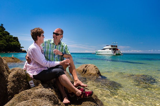 Private boat charter in Abel Tasman National Park - Key Points