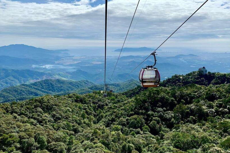 private-car-to-golden-bridge-ba-na-hills-from-hoian-danang-2