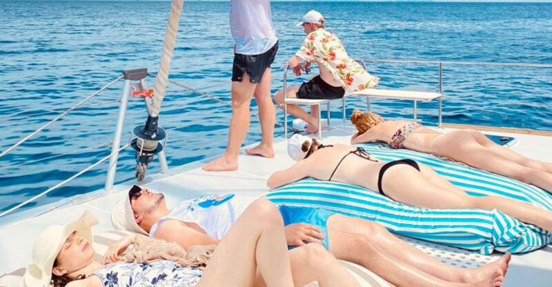 private-catamaran-charter-to-coral-island