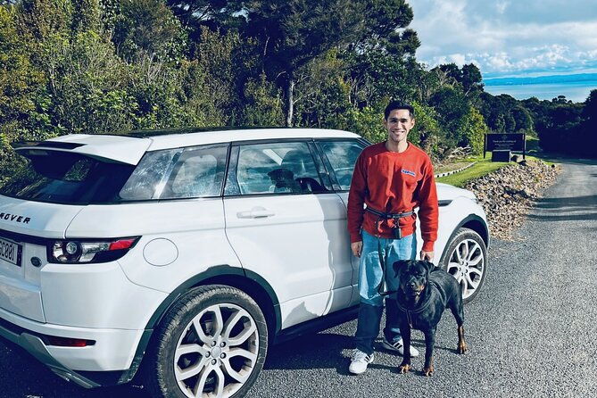 Private Dog Friendly Wine Tour with your Local Guide - Key Points