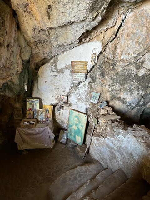 private-elafonisi-agia-sofia-cave-elos-excursion