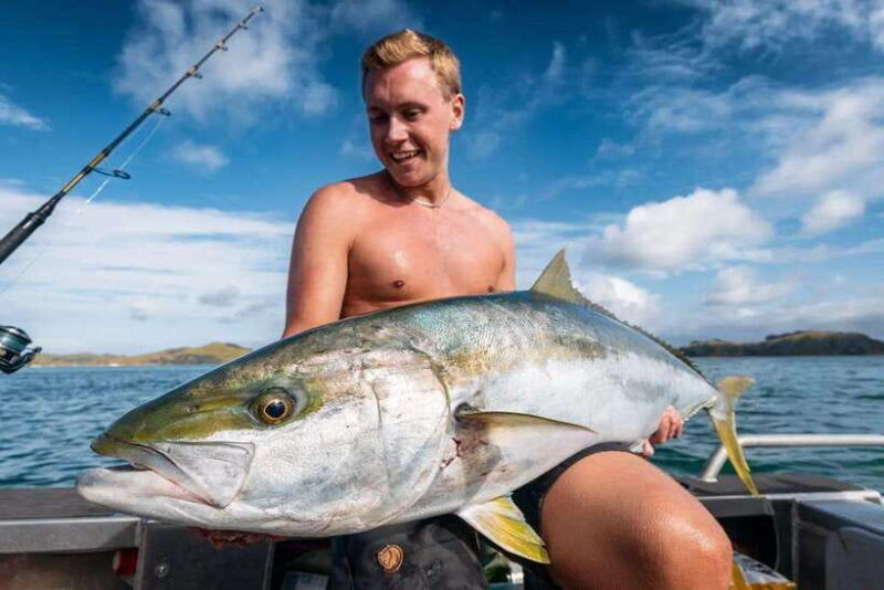 private-one-day-fishing-adventure-to-gili-renggit