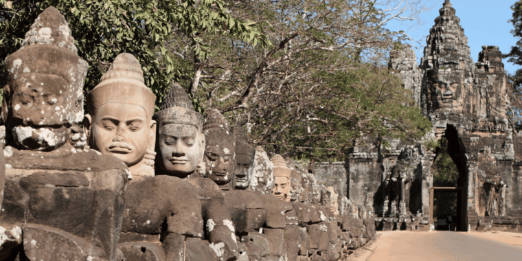 private-sunrise-angkor-wat-tour