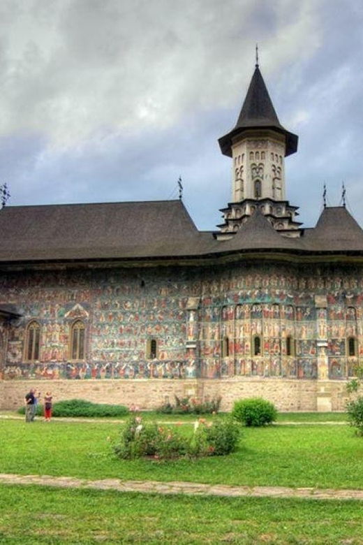 private-tour-from-bucharest-to-unesco-monasteries-moldavia