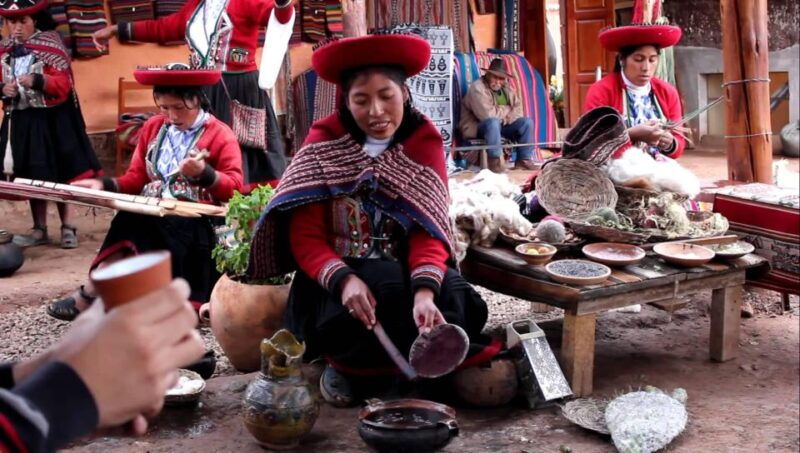 private-tour-sacred-valley-maras-and-machu-picchu-2-days