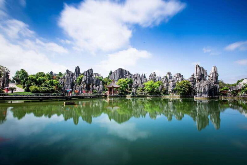 private-tour-to-kunming-stone-forest