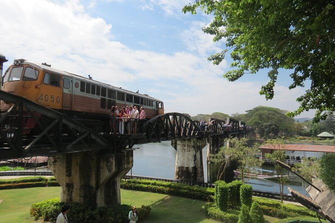 Private Tour to the Floating Market and Bridge over River Kwai - Introduction: A Balanced Look at a Popular Day Trip
