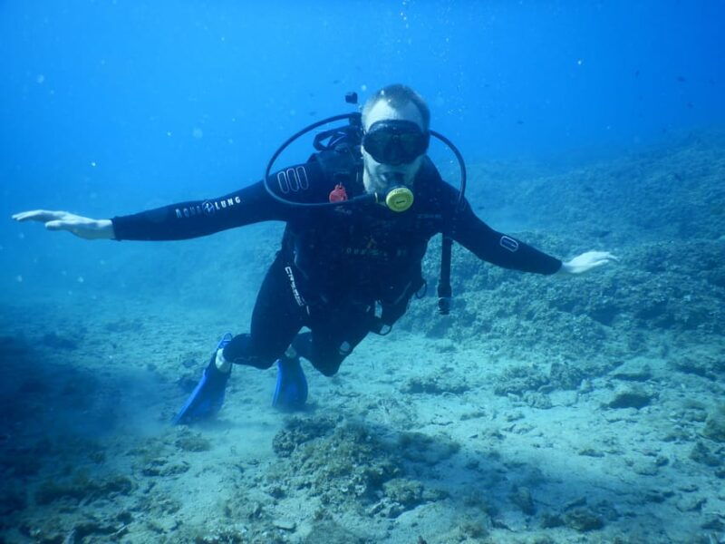 pula-private-introduction-to-scuba-diving