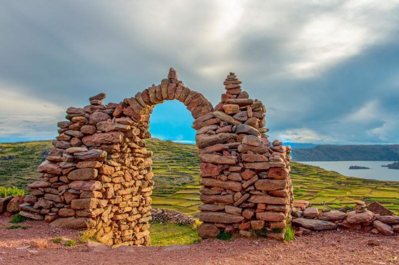 puno-2-days-uros-islands-amantani-island-taquile-island
