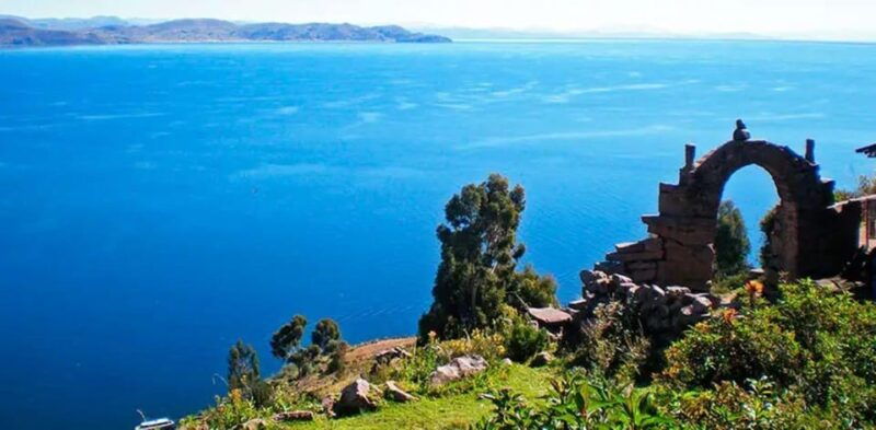 puno-full-day-visit-to-the-uros-island-taquile