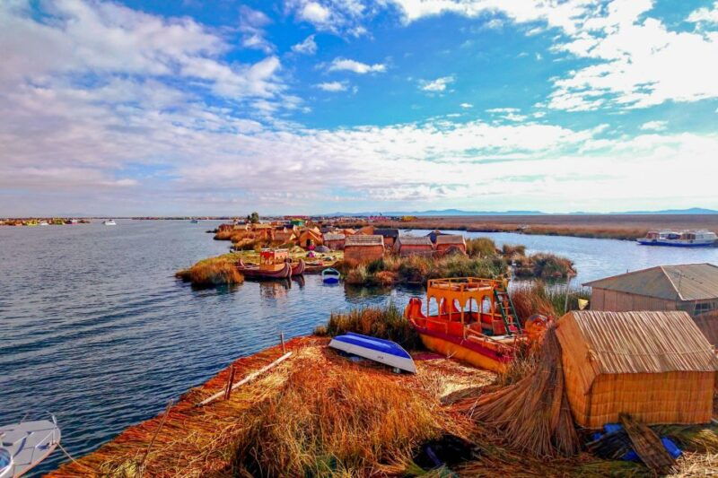 puno-uros-floating-islands-guided-half-day-tour