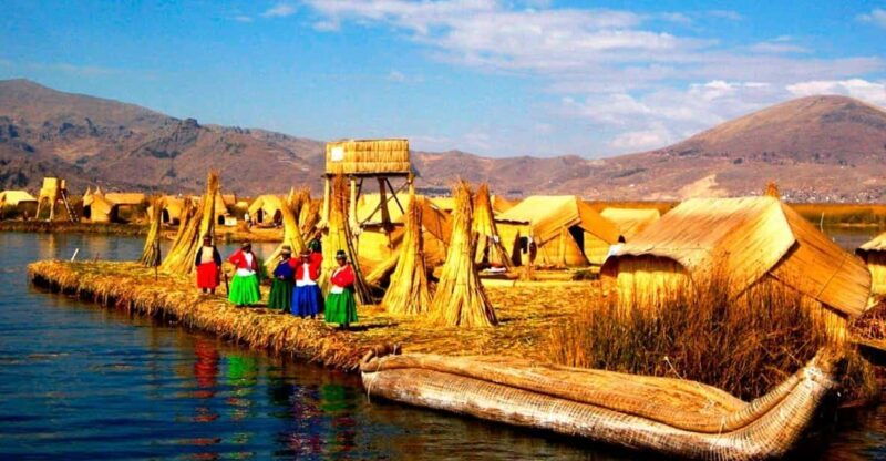 puno-uros-island-kayak-entrance-2