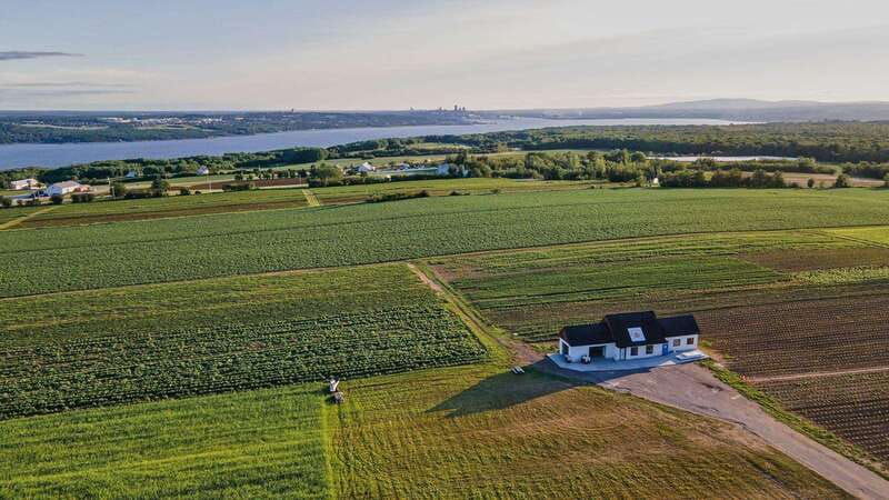 quebec-city-agricultural-walking-tour-on-ile-dorleans