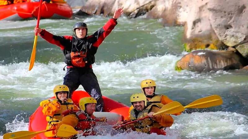 rafting-in-arequipa-river-thrills