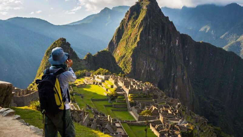 rainbow-mountain-tour-and-machu-picchu-tour-by-train