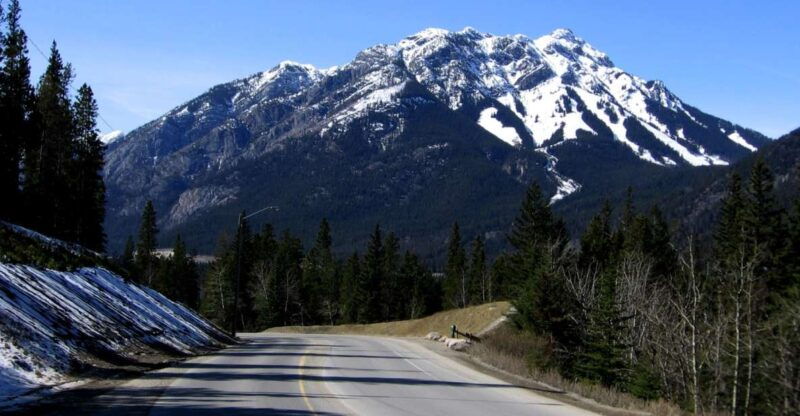 rocky-mountains-smartphone-driving-and-walking-audio-tours