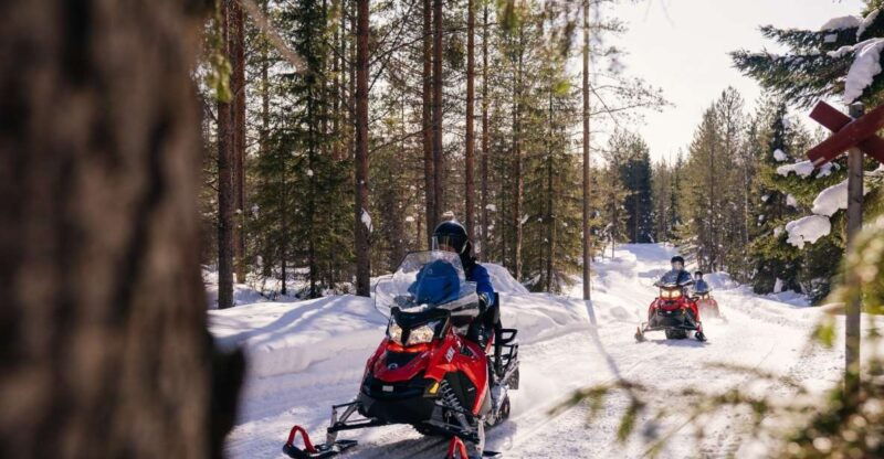 rovaniemi-half-day-snowmobile-tour