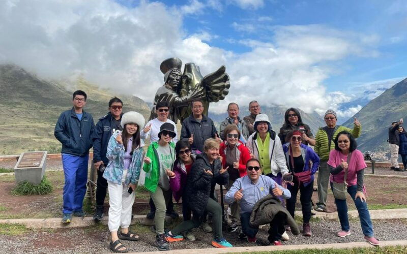 sacred-valley-of-the-incas-and-machu-picchu-tour