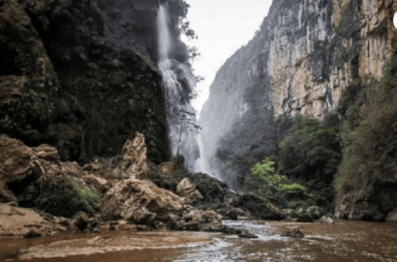 san-cristobal-sima-de-las-cotorras-el-aguacero-waterfalls