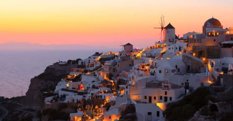 santorini-oia-and-ammoudi-private-sunset-experience