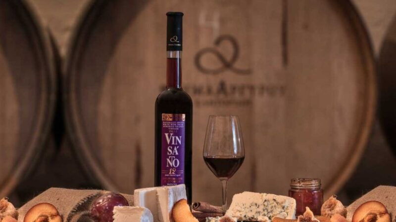 santorini-private-fine-wine-tasting