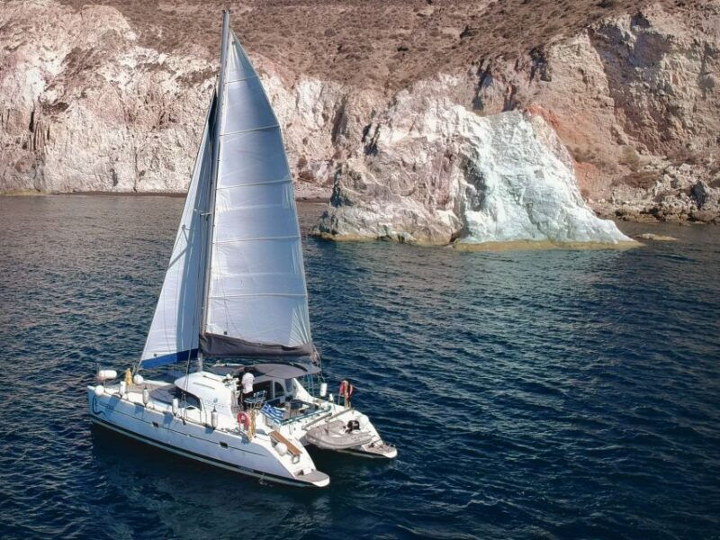 santorini-semi-private-catamaran-cruise-with-food-drinks
