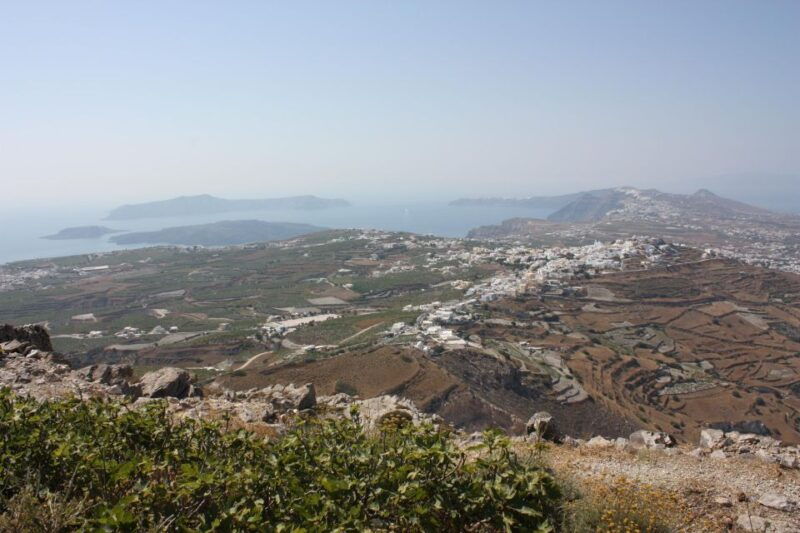 santorini-unveiled-from-megalochoris-charm-to-oias-sunset