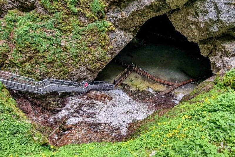 scarisoara-ice-cave-one-day-tour-from-oradea