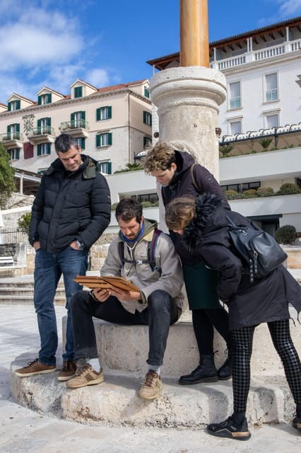 scavenger-hunt-city-tour-tale-of-hvar