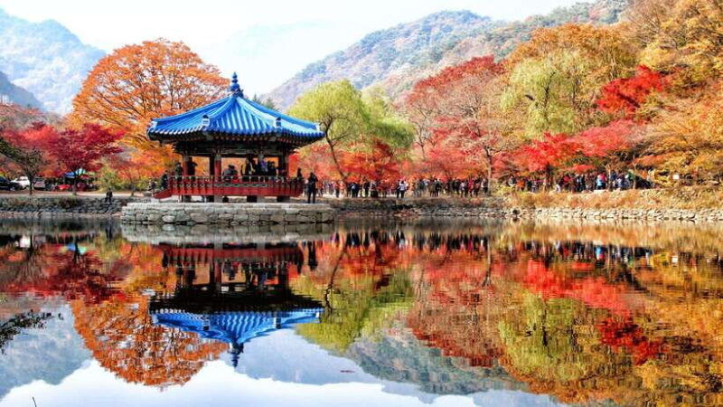 seoul-autumn-foliage-mt-naejang-jeonju-hanok-village