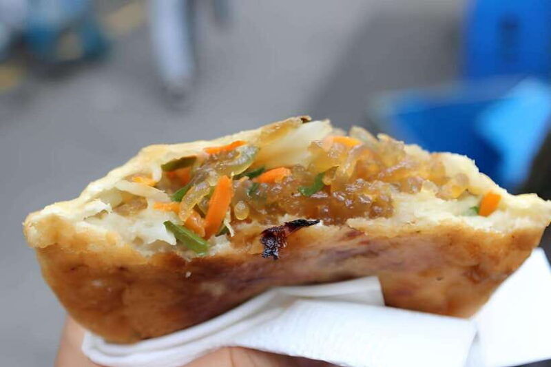 seoul-guided-street-food-tour-at-namdaemun-market