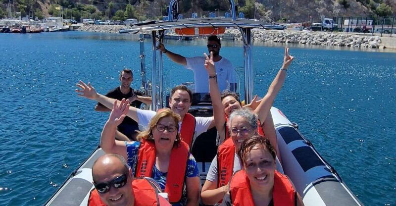 sesimbra-speedboat-tour-through-arrabida-natural-park