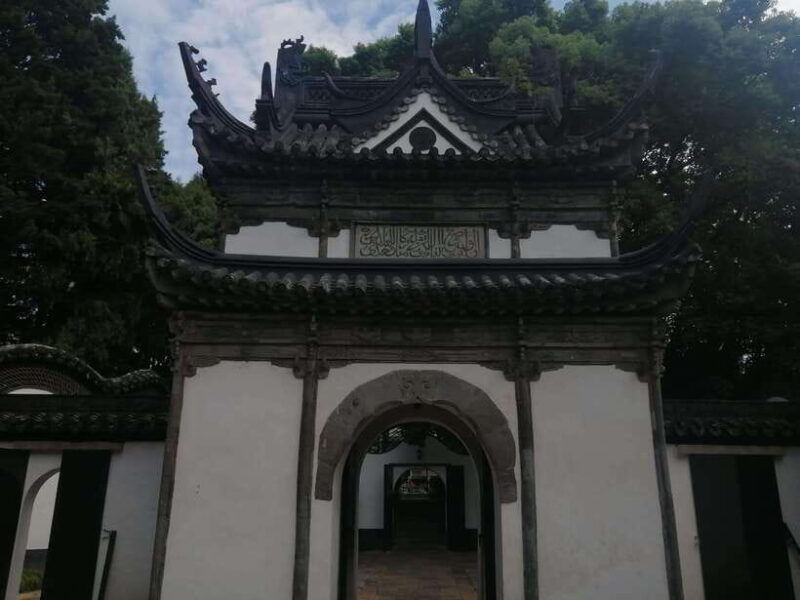 shanghai-guanding-temple-and-muslim-mosque-guided-tour