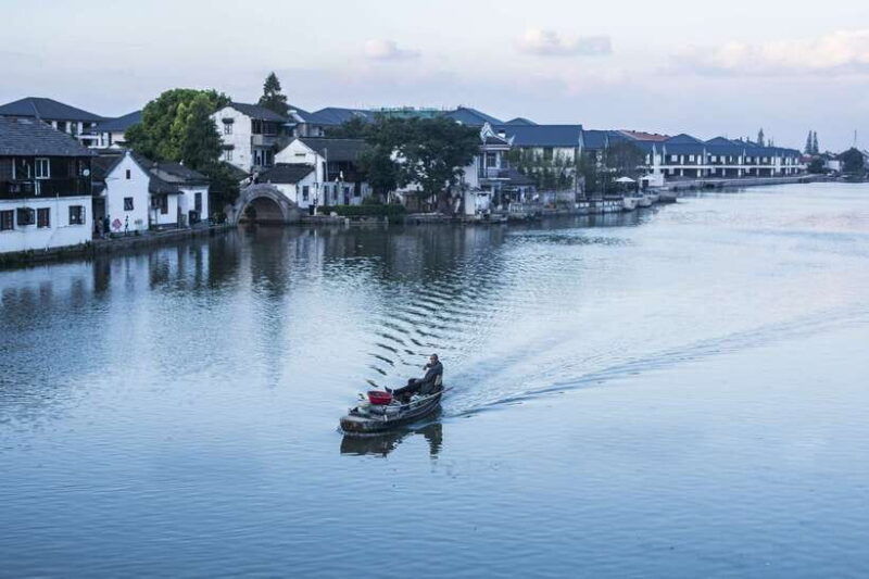 shanghai-seven-treasure-town-zhujiajiao-water-town-tour