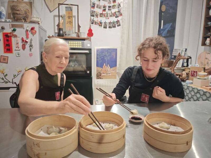 shanghai-vegan-and-vegetarian-cooking-class-with-market