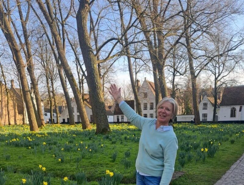 shore-excursiontransfer-to-bruges-walking-tour-chocolate