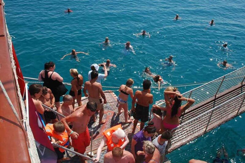 side-dolphin-island-boat-tour-lunch-sotf-drinks-swimming