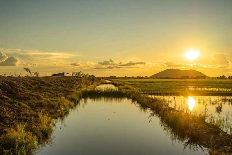 siem-reap-countryside-sunset-jeep-tour-with-drinks