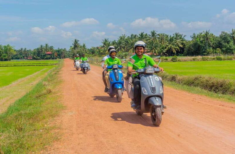 siem-reap-countryside-vespa-backstreet