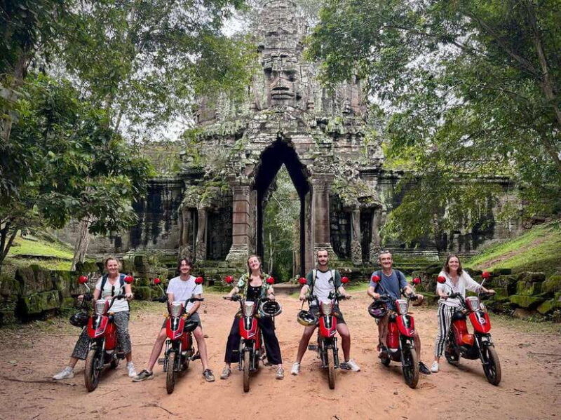 siem-reap-e-bike-guided-tour-of-angkor-wat-with-local-lunch