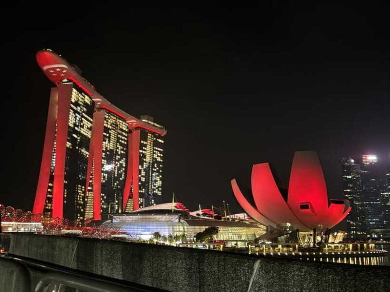 signature-urban-night-tour-sunset-street-food-in-singapore