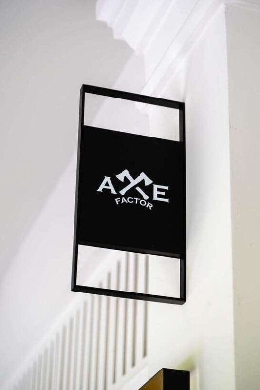 singapore-axe-factor-axe-throwing-experience