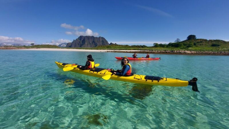 skrova-island-3hours-guided-kayak-tour