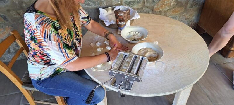 small-group-cretan-cuisine-cooking-lessons-in-heraklion