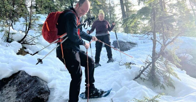 snowshoeing-at-the-top-of-the-sea-to-sky-gondola