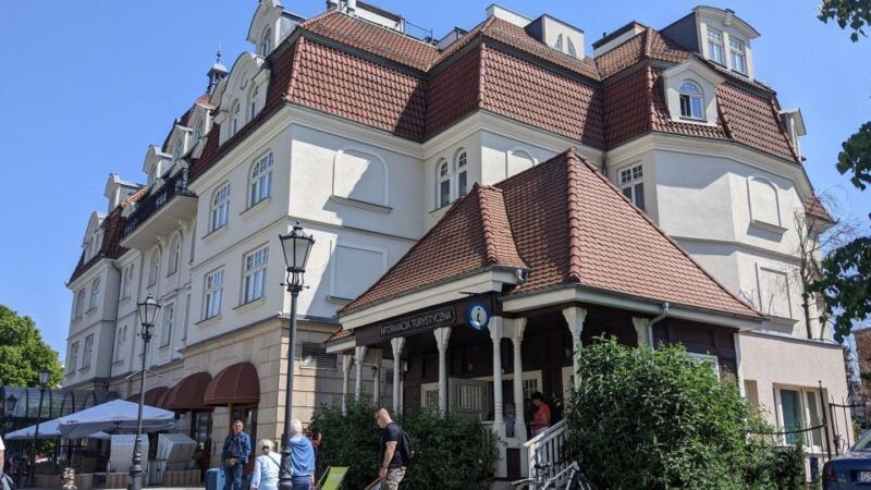 sopot-self-guided-walk-through-artists-cultural-spa-town